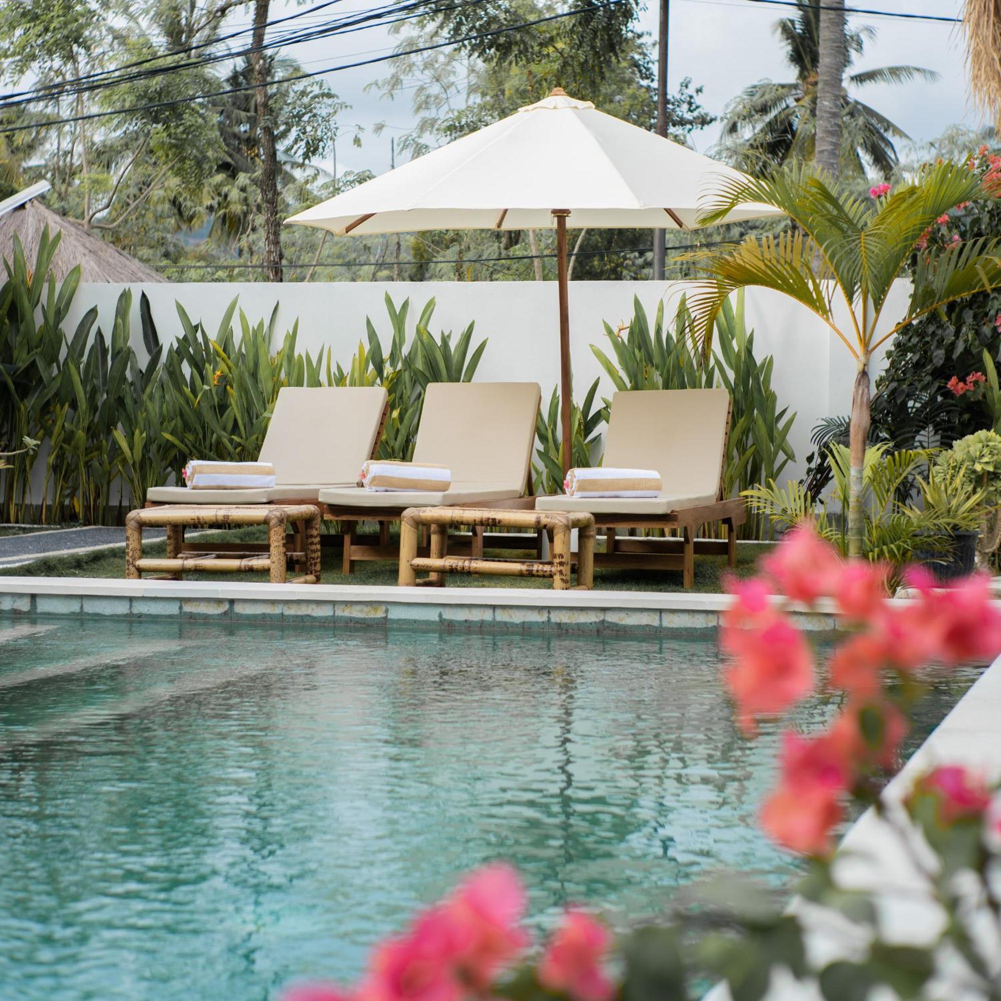 Nucifera Kuta Lombok Apartment Exterior foto